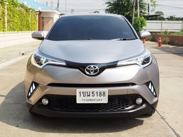 Toyota C-HR 1.8 MID ปี 2018 จดปี 2019 เกียร์ Auto สภาพป้ายแดง รูปที่ 1
