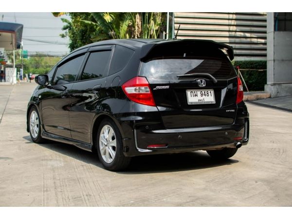 Honda Jazz 1.5 S 2011 รูปที่ 1