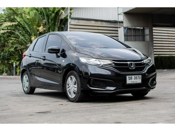 2017 HONDA JAZZ  (โฉม 14-18) S i-VTEC 1.5 A/T สีดำ รูปที่ 1