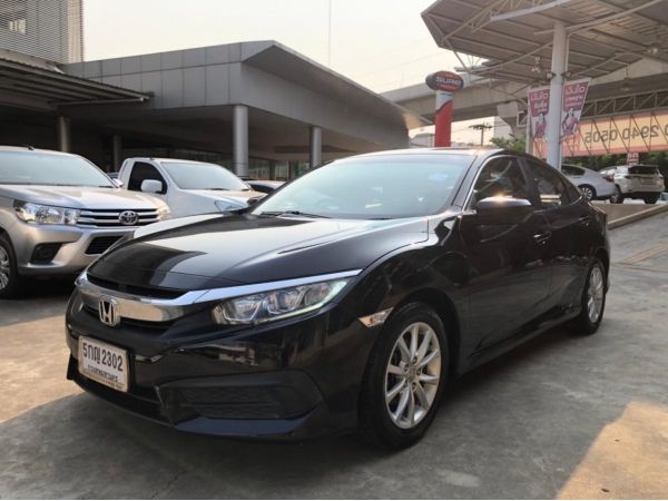 Civic 1.8E fc ปี 2016 ออกรถ 10,900 ผ่อน10,900 รูปที่ 1