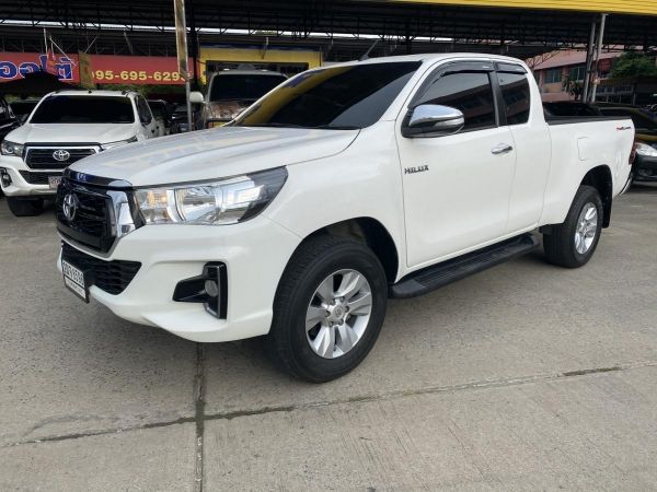 TOYOTA HILUX REVO 2.4 E โตโยต้ารีโว่แคป สีขาว ปี2017 รูปที่ 1