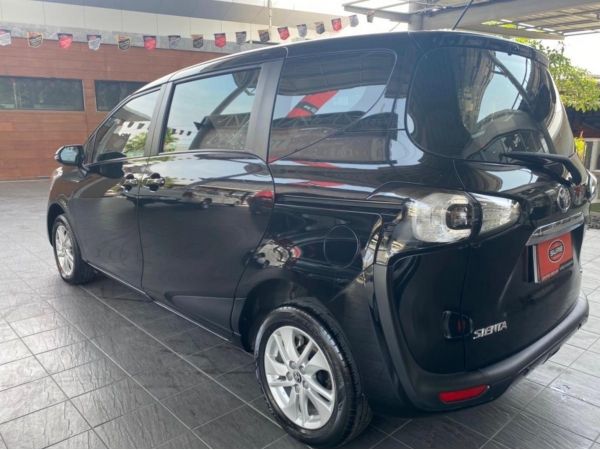 Toyota Sienta 1.5G Hatchback AT 2019 รูปที่ 1