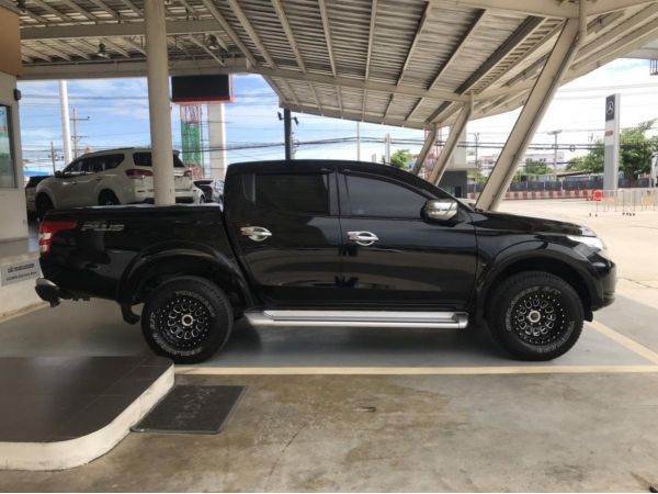 Mitsubishi Triton Plus 4dr GLS LTD สีดำ AUTO รูปที่ 1