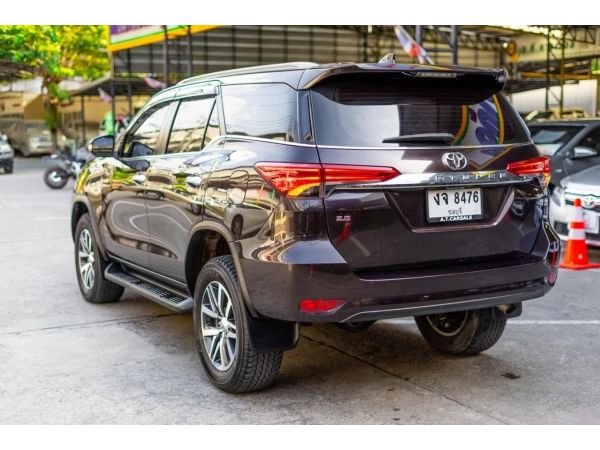 2017 Toyota Fortuner 2.8 V SUV รูปที่ 1