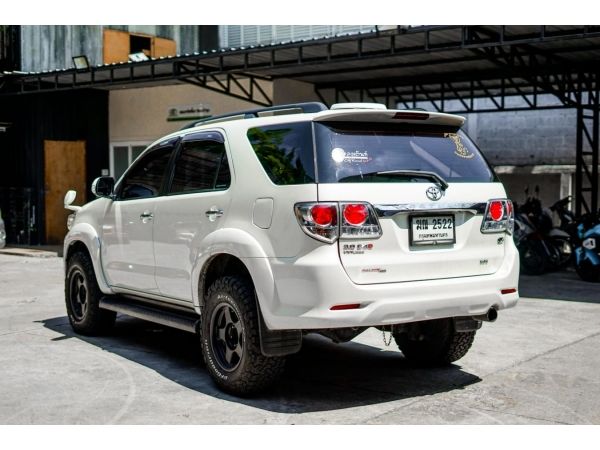 2012 Toyota Fortuner 3.0  V 4WD SUV รูปที่ 1