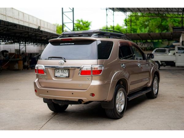 2010 Toyota Fortuner 3.0  V SUV รูปที่ 1