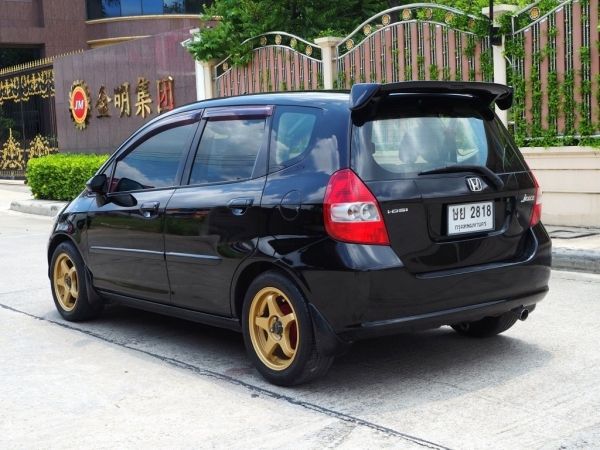 HONDA JAZZ 1.5 E i-DSI (AS) ปี 2004จุดเริ่มต้นรถซิ่งขวัญใจวัยรุ่น พร้อมล้อแม็กซ์หล่อๆ รูปที่ 1