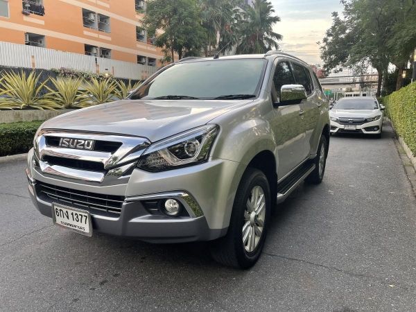 Isuzu Mu-X 1.9 Ddi (MNC) ออโต้ สีบรอนซ์เงิน ปี 17 รูปที่ 1