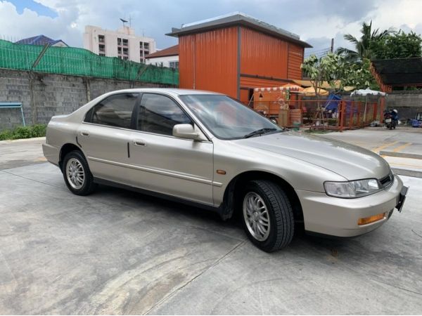 ขายรถ Honda Accord ปี 1998 รูปที่ 1