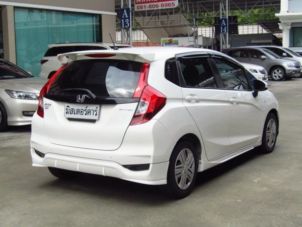 Honda Jazz 1.5S 2017/AT ดอกเบี้ยพิเศษ2.79% รูปที่ 1