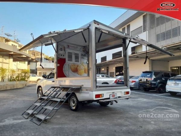 Revo 2.4 J ดีเซล รถกระบะพร้อมตู้เอนกประสงค์ (Food Truck) รูปที่ 1