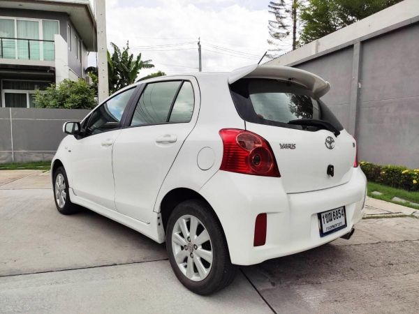 Toyota Yaris 1.5J ปี2012 สีขาว ราคา 229,000บาท รูปที่ 1