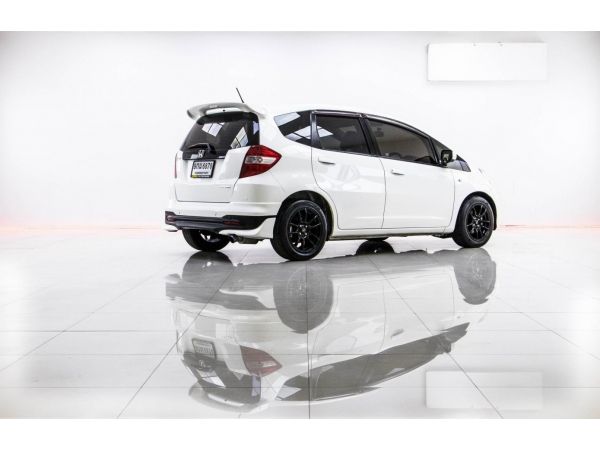 2011 HONDA JAZZ 1.5 S ผ่อน 3,137 บาท จนถึงสิ้นปีนี้ รูปที่ 1