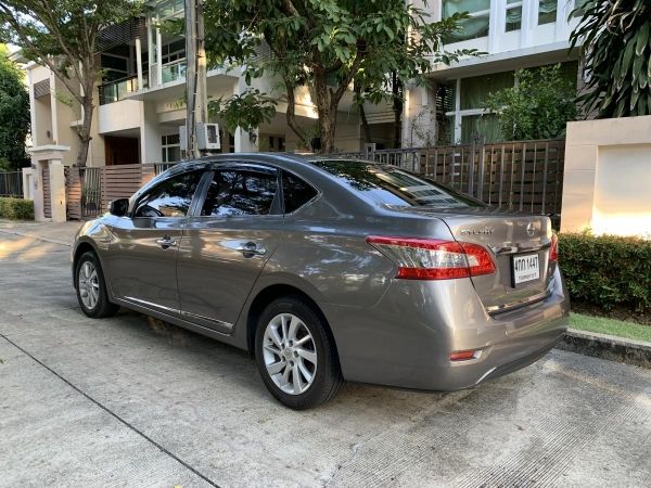 2015 Nissan Sylphy 1.6 V Sedan AT รูปที่ 1