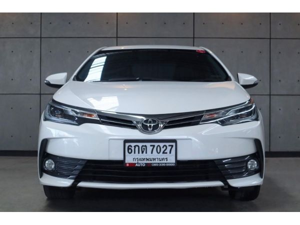 2017 Toyota Corolla Altis 1.8 V Sedan AT (ปี 14-18) B7027 รูปที่ 1