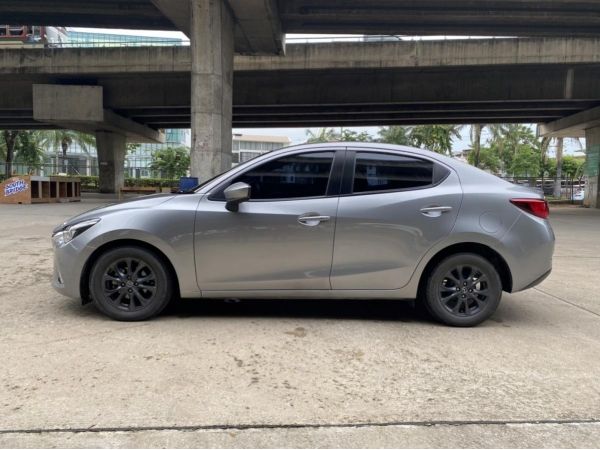Mazda2 1.3 high connect รูปที่ 1