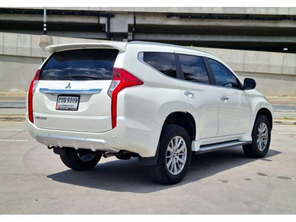 2016 MITSUBISHI PAJERO SPORT 2.4 GT ผ่อนเพียง 14,xxx เท่านั้น รูปที่ 1