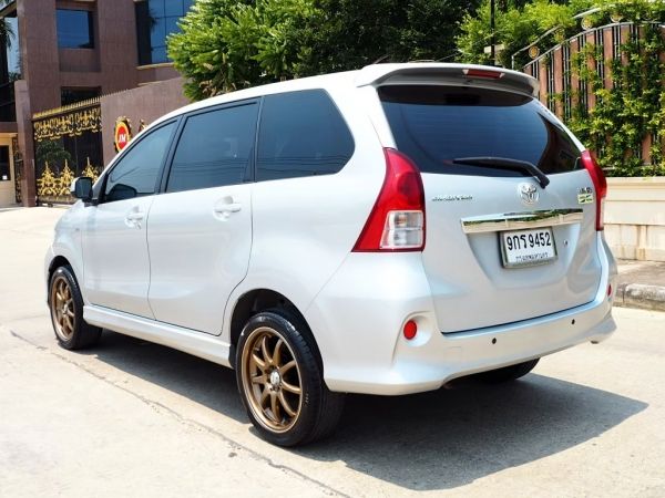 TOYOTA AVANZA 1.5 S ปี 2012 เกียร์ AUTO สภาพนางฟ้า รูปที่ 1