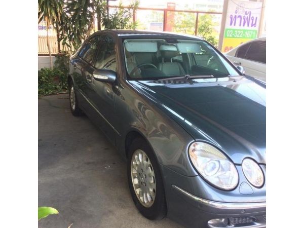 BENZ E200 KOMPRESSOR วิ่ง 106,000 กม.  รถหมอเจ้าของขายเอง รูปที่ 1