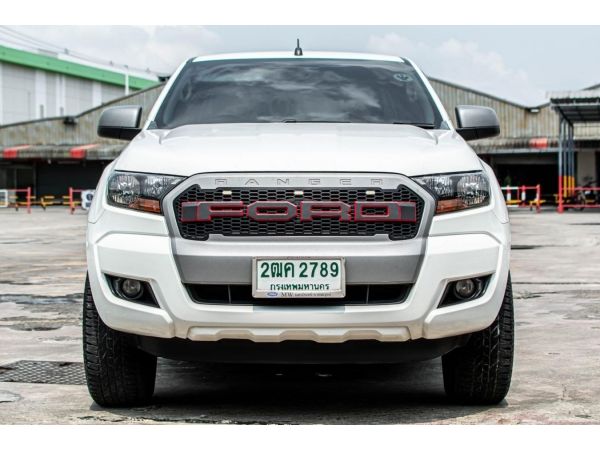 Ford Ranger 2.2XLS แคปสูง AT สีขาว ปี 2017 รูปที่ 1