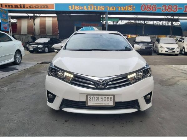 TOYOTA ALTIS 1.8 V NAVI ปี2014 สีขาว รุ่น top สุดไม่เคยติดแก๊ส รูปที่ 1