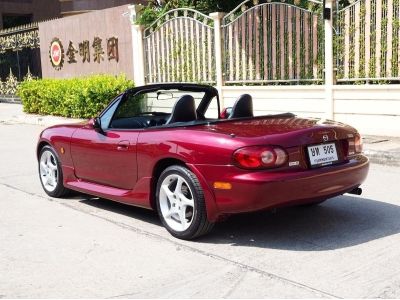 MAZDA MX-5 1.8 ปี 2004 เกียร์AUTO สีแดงทับทิมเดิม(หายาก) รูปที่ 1