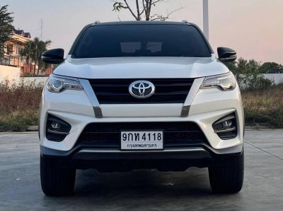 2019 TOYOTA FORTUNER 2.8 TRD  2WD TOP  เครดิตดีฟรีดาวน์ รูปที่ 1