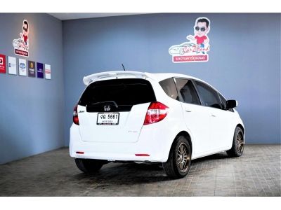 HONDA JAZZ 1.5V เกียร์AT ปี13 รูปที่ 1