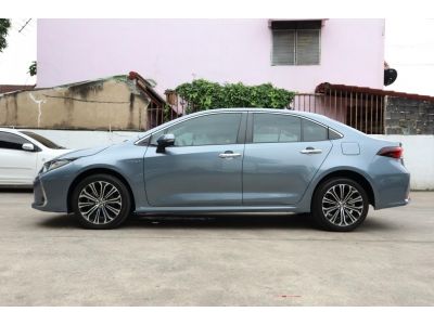 2019 Altis 1.8HV HI AT โตโยต้าชัวร์บางกอก รูปที่ 1