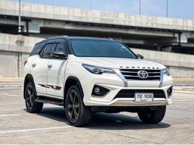 2017 TOYOTA FORTUNER 2.8 4WD TRD SPORTIVO BLACK TOP รูปที่ 1