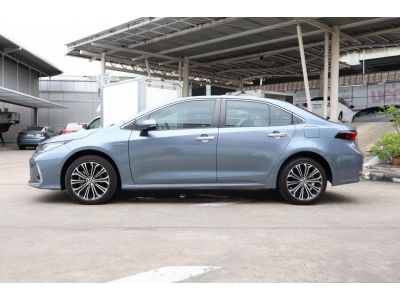 2019 Altis 1.8HV Hi AT โตโยต้าชัวร์บางกอก รูปที่ 1