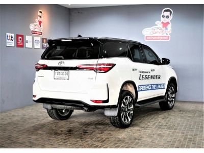 TOYOTA FORTUNER 2.4 LEGENDER 4WD เกียร์AT ปี20 รูปที่ 1