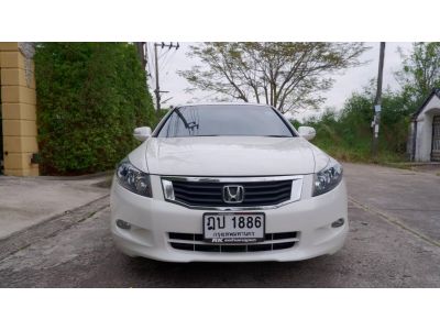 HONDA ACCORD G8  2.0 E i VTEC ปี2010 มือเดียวจากป้ายแดง ไม่เคยติดแก๊ส สภาพสวยเดิมๆทั้งคัน รูปที่ 1