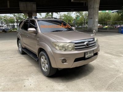 2009 TOYOYA FORTUNER 2.7 V สีน้ำตาล รถสวย ไม่มีชน เครื่องเบนซิน รูปที่ 1