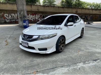 2011 HONDA CITY 1.5 SV สีขาว ตัวท๊อป ติดแก๊สหัวฉีดถังโดนัท รูปที่ 1