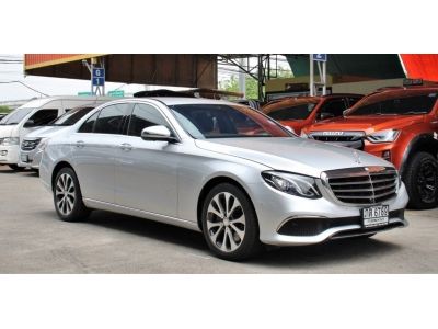 สีเดิมไม่เคยมีอุบัติเหตุ สวยจริง ถ้าคุณหา ไม่ผิดหวังแน่นอน จัดได้2ล้าน 2016 Mercedes-Benz W213 E 220 2.0 d Exclusive รูปที่ 1