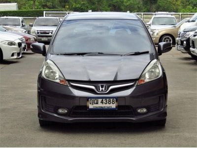 จัดไฟแนนซ์เหลือตังส์ไม่มีเครดิตก็ฟรีดาวน์ได้นะ ออกรถ 0 บาท 2011 Honda Jazz 1.5 SV i-VTEC Hatchback AT สีเทา รุ่นท๊อป รูปที่ 1