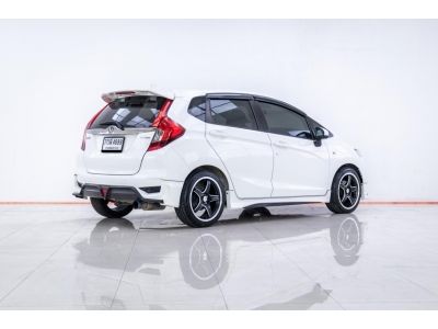 2018  HONDA JAZZ GK 1.5 S ผ่อน 3,905 บาท 12 เดือนแรก รูปที่ 1