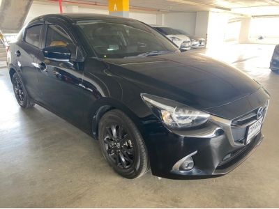 รถเก๋ง Mazda 2 1.3 Skyactiv High Connect ปี 19 AT (รถมือสอง ราคาดี เจ้าของขายเอง รถสวย สภาพดี ไมล์แท้) รูปที่ 1