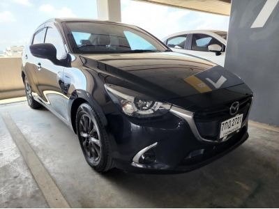 Mazda 2 1.3 Skyactiv High Plus ปี17 AT (รถมือสองราคาดี เจ้าของขายเอง รถสวยสภาพดี ไมล์แท้) รูปที่ 1