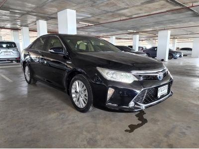 Toyota Camry 2.5 Hybrid Navigator ปี 17 AT (รถมือสอง ราคาดี เจ้าของขายเอง รถสวย สภาพดี ไมล์แท้) รูปที่ 1