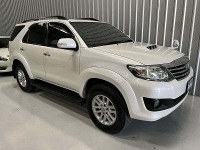 โตโยต้า Toyota Fortuner 3.0 V 4WD ปี 13 AT (รถมือสอง สภาพดี ราคาถูก ไมล์แท้) รูปที่ 1