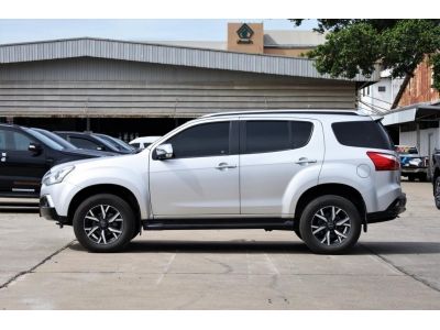 2019 ISUZU MU-X 3.0 DVD NA AUTO ฟรีดาวน์ ไมล์แท้ 1 แสน รูปที่ 1