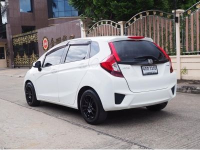 HONDA JAZZ GK 1.5 S ปี 2015 เกียร์AUTO สภาพนางฟ้า รูปที่ 1