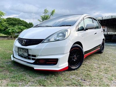 Honda Jazz 1.5 i-VTEC รุ่น V เกียร์ Auto ปี 2011 รูปที่ 1