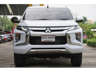 Mitsubishi Triton 2.4 GT Plus Premium 4DR ปี 2019 ไมล์ 39,000 km. รถบ้านแท้ รถมือเดียว ฟรีดาวน์ได้ รูปที่ 1