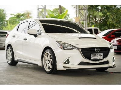 2015 MAZDA 2  1.3 standard  A/T สีขาว รูปที่ 1