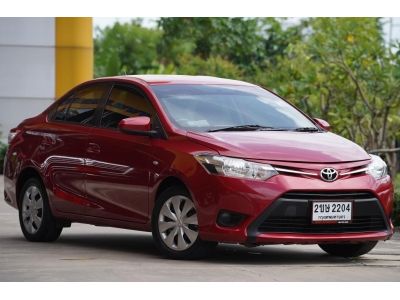 2015 TOYOTA VIOS 1.5 J  A/T  สีแดง รูปที่ 1