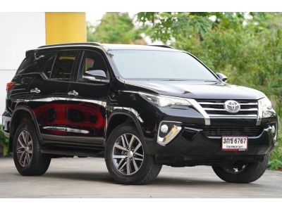 2015 TOYOTA FORTUNER 2.4 V  สีดำ รูปที่ 1