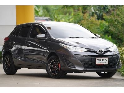 2017 TOYOTA YARIS 1.2 J  A/T สีเทา รูปที่ 1